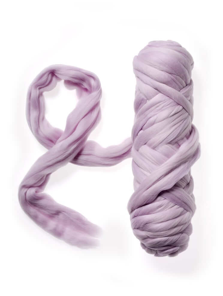 Extra Fine Wool Roving 19,5 micron - 016 Light Lilac Pink