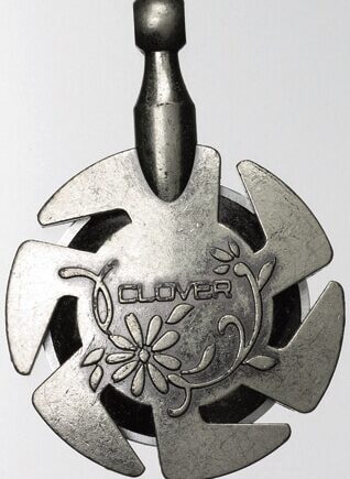 Yarn Cutter Pendant (Antique Silver) - per stuk