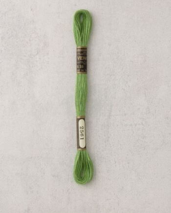 Venus splitting silk - per piece