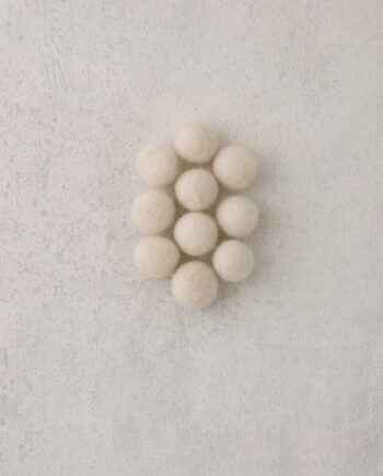 Felt bead - 10 mm -  per 10 pieces -  white