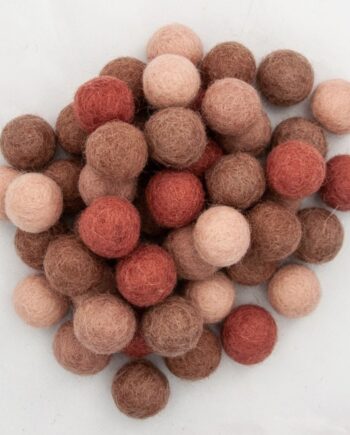 Felt bead - 18 mm -  Assorted Set - 10 pieces in 5 colours - Terra Colours