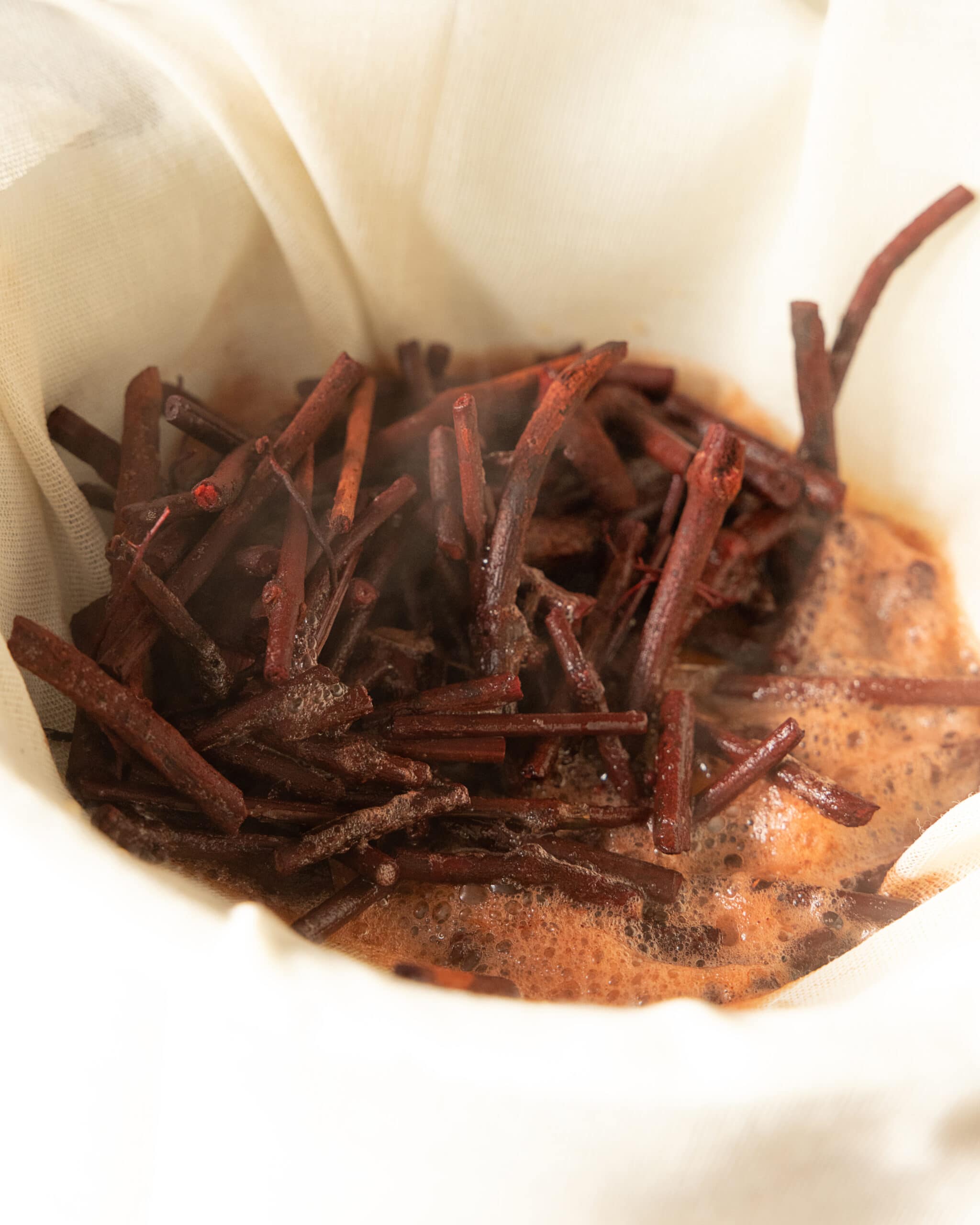 Oogst - Verf je eigen 'Sokken'Wol maakpakket - Meekrap