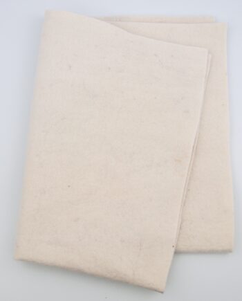 HandFelt, 60x80 cm, White